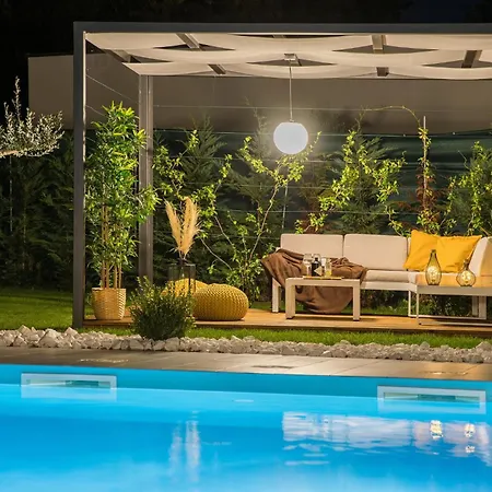 Casa vacanze Awesome In With Jacuzzi